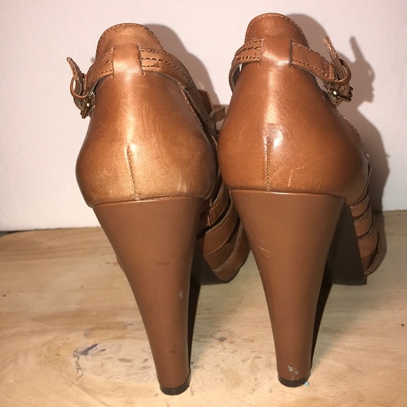 COPY - BCBG pumps - Picture 5 of 6